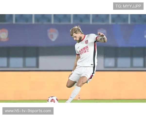 成都蓉城2-2平神户胜利船，惊艳表现创造新纪录